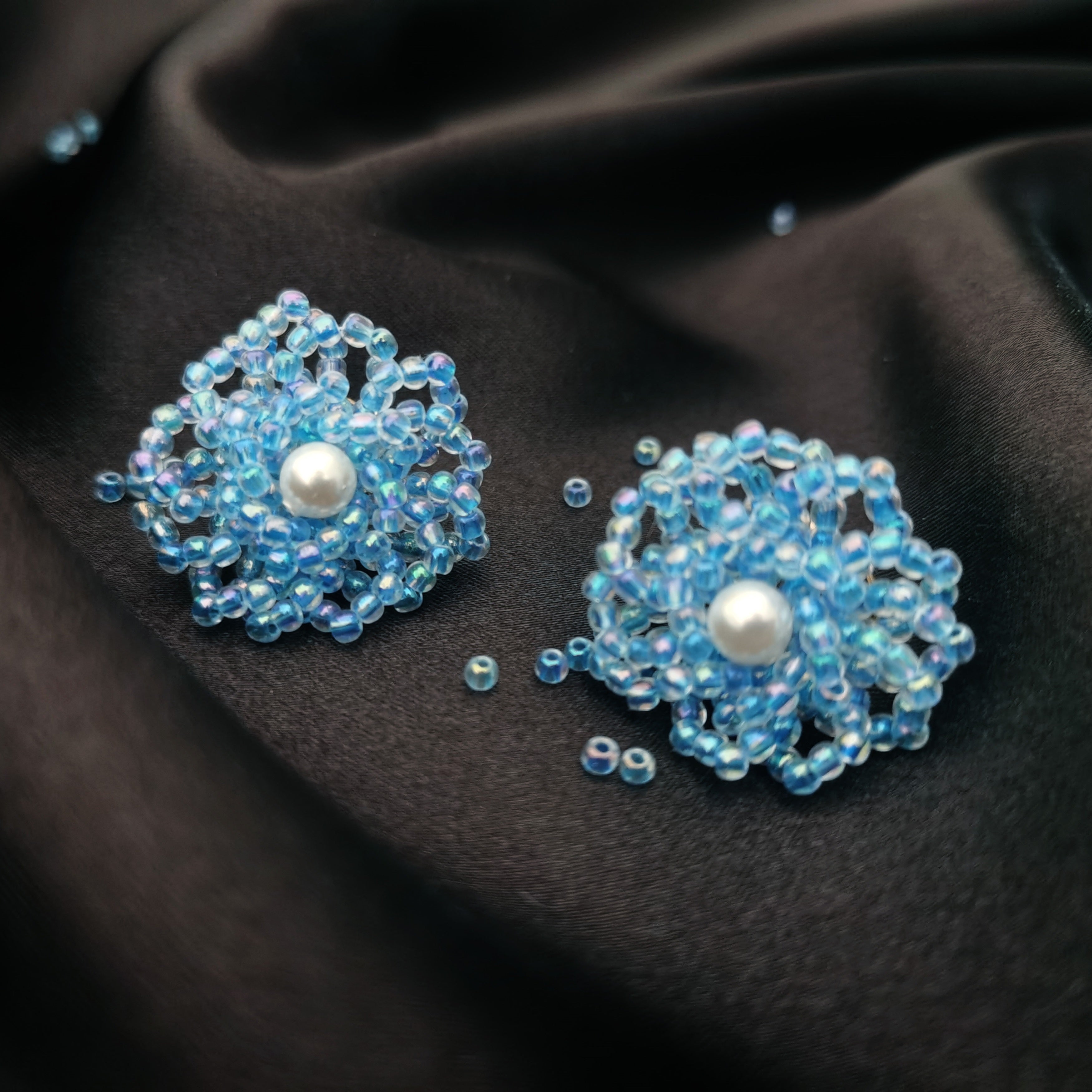Kit - Blue Flower Pearl Earrings