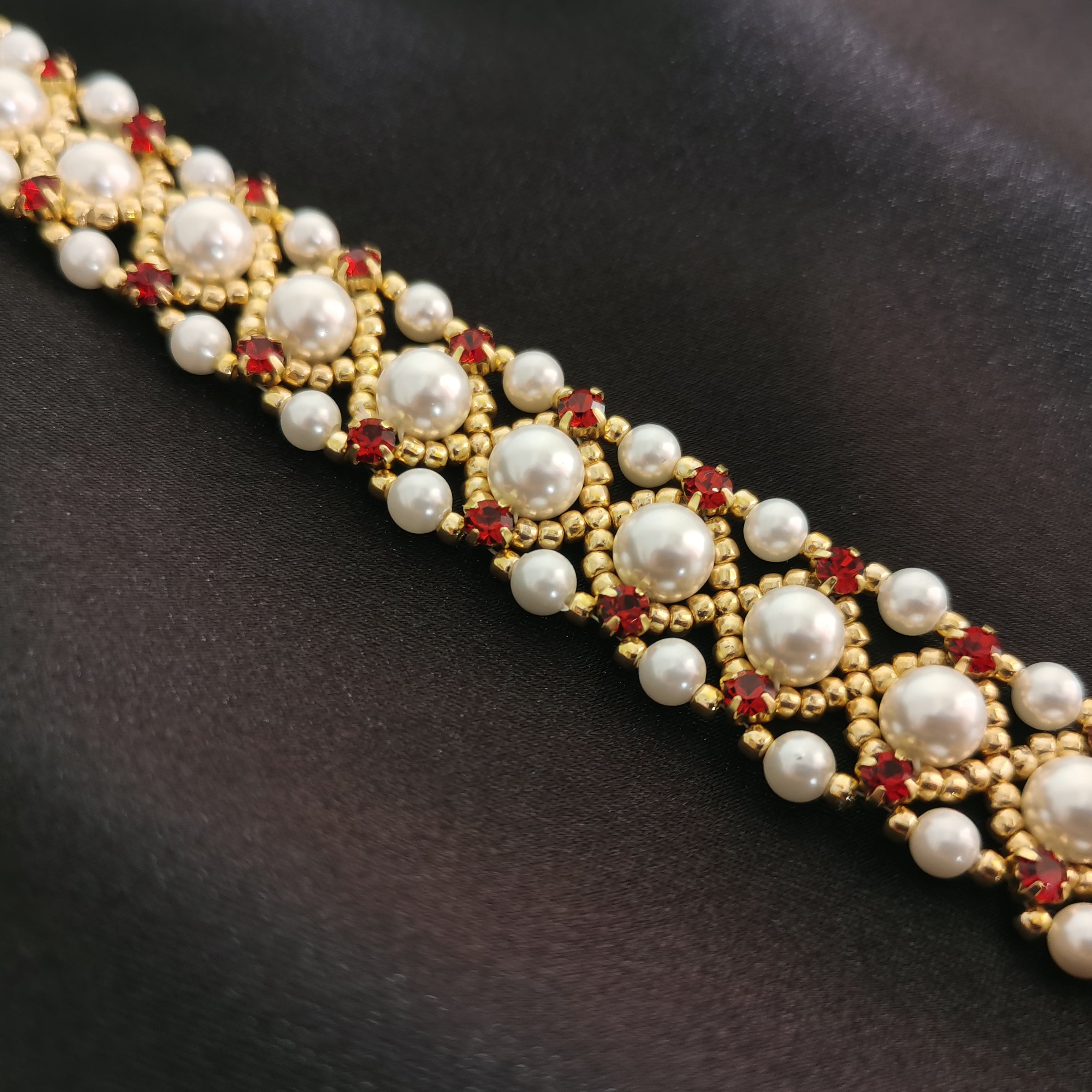 Kit - Red Montees Pearl Bracelet