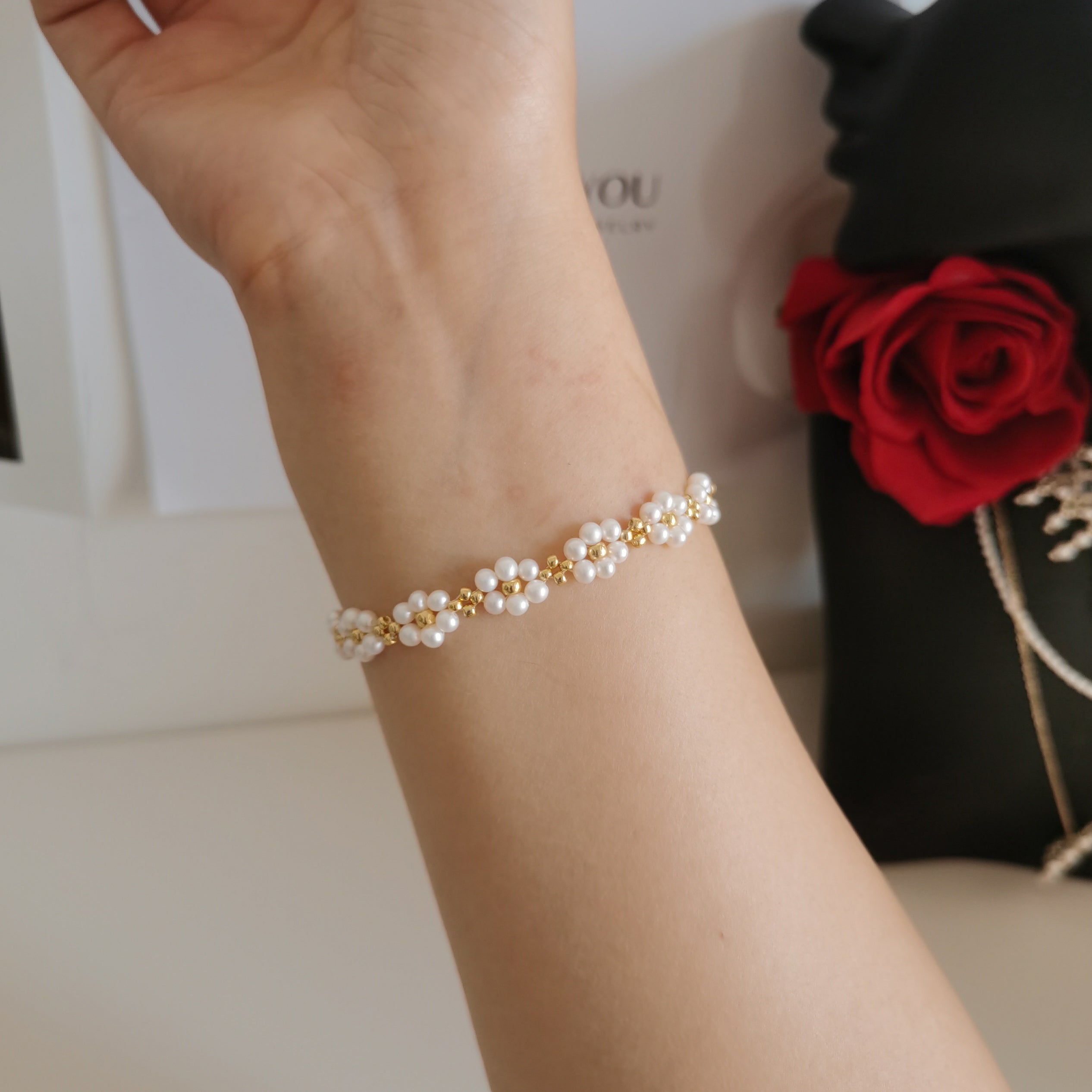 Kit - Small Flower Pearl Bracelet