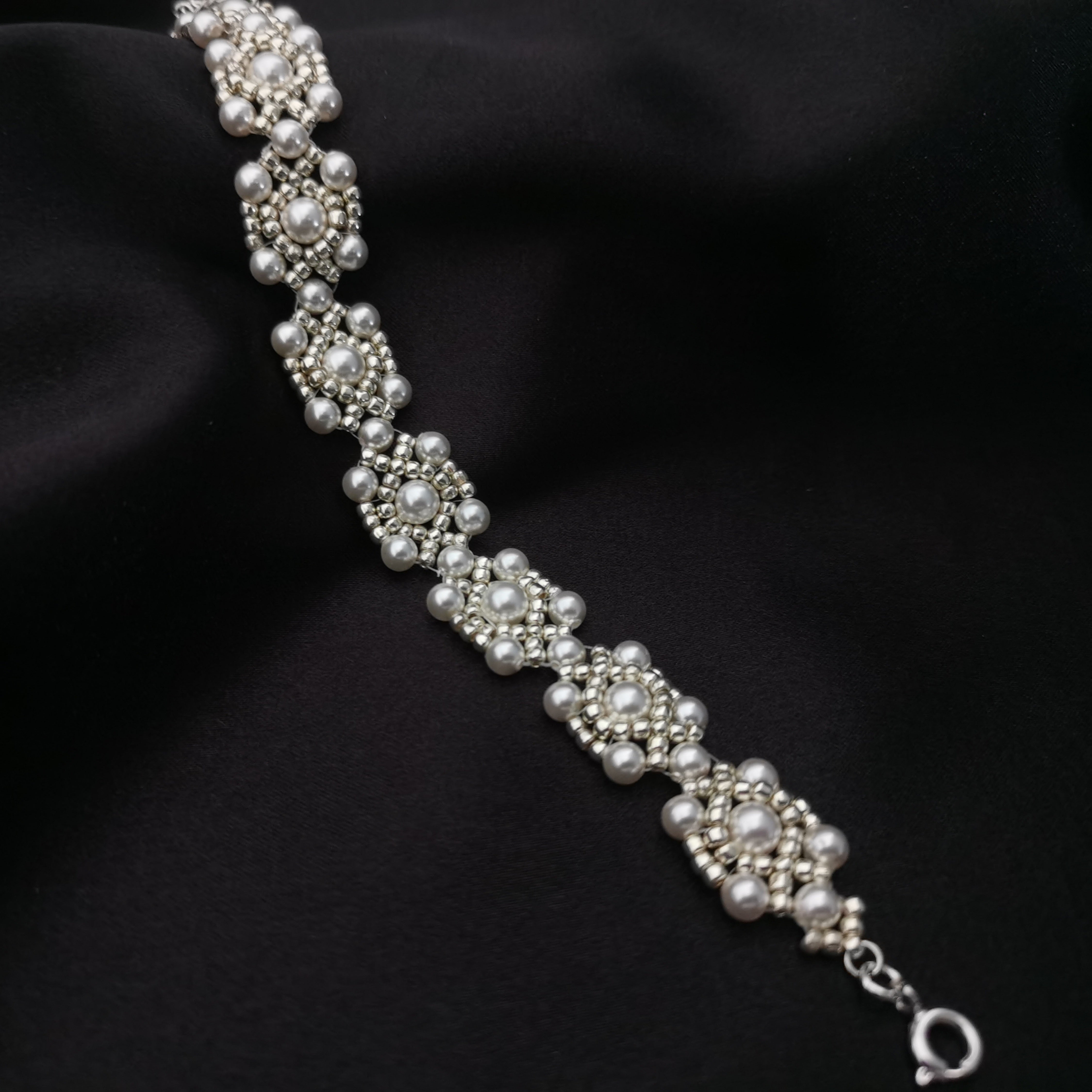 Kit - Vintage Style Pearl Bracelet