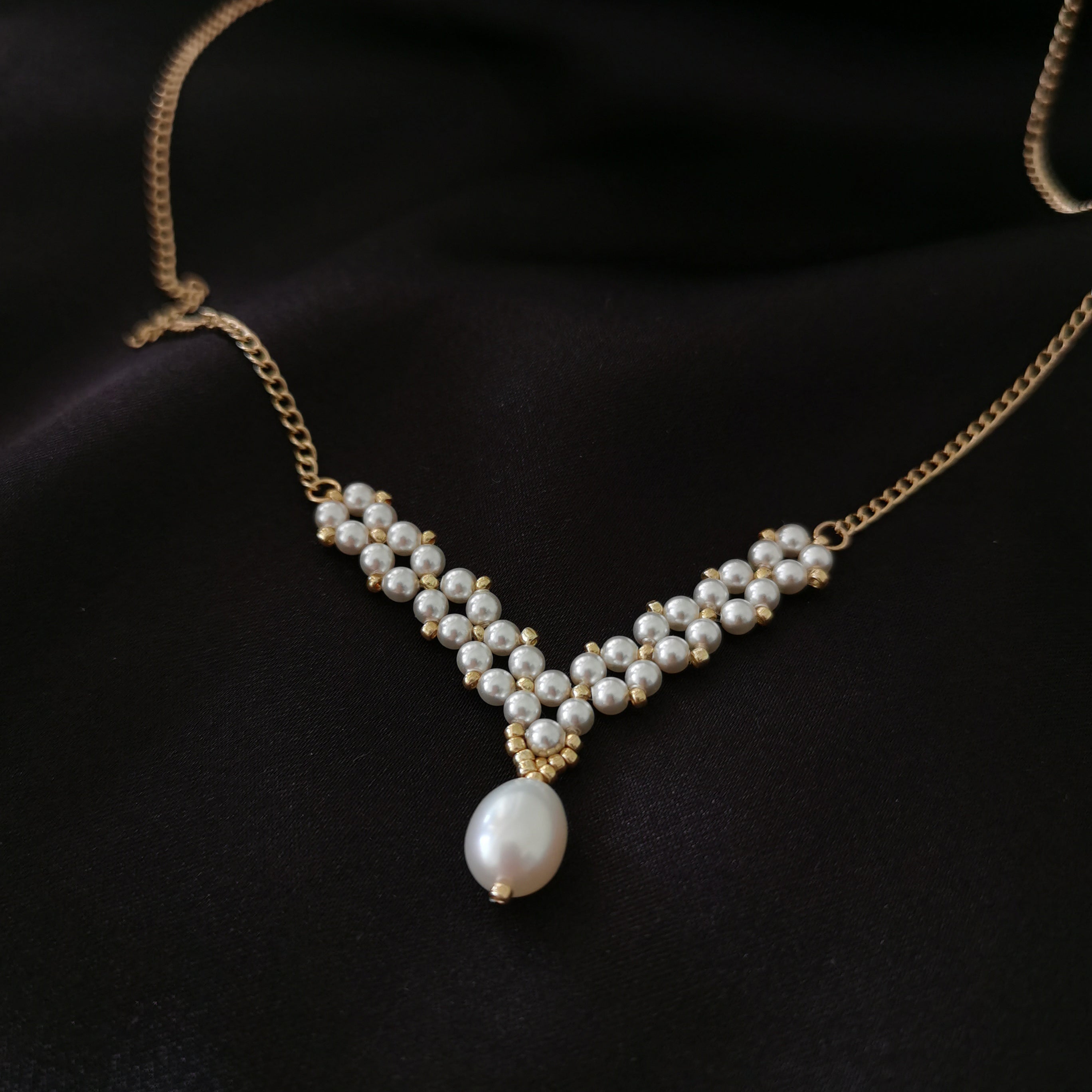 Kit - "V" Collarbone Necklace